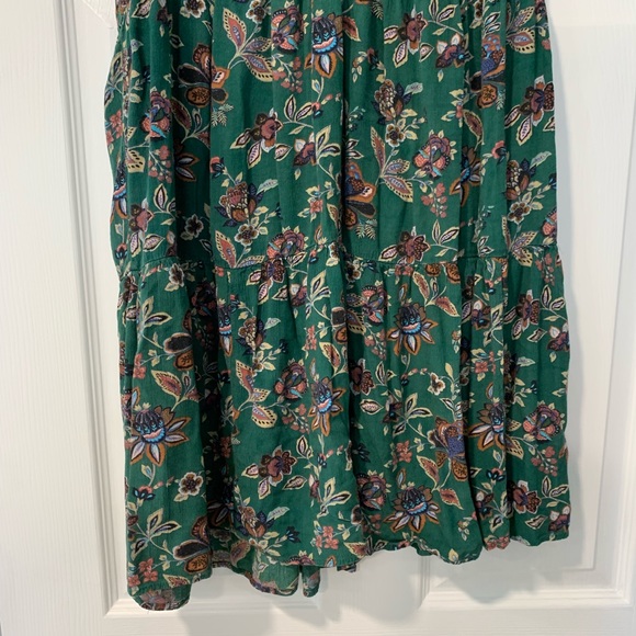 American Eagle green floral pleated tank plunge neckline sundress - Picture 3 of 6